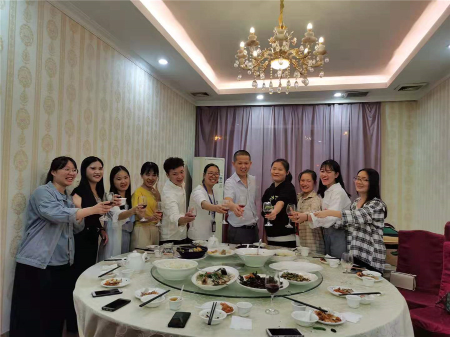 仁參醫(yī)藥空巴文化體現(xiàn)對員工的愛